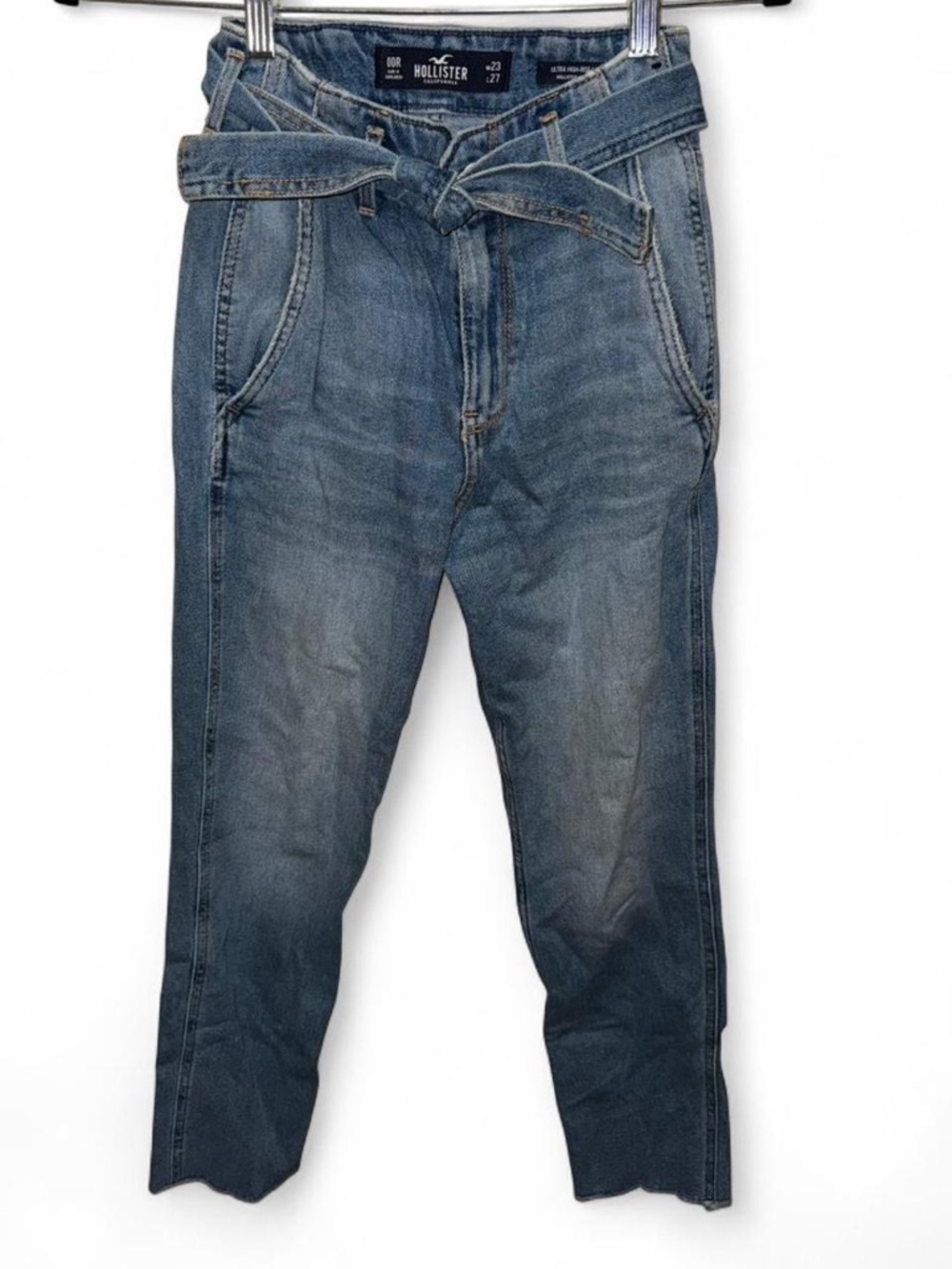 Hollister Women’s Washed Blue Slim-Straight Jeans with Tie Belt